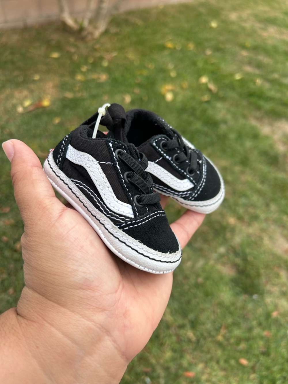 Vans infant Kids Black & White slip on Sneakers size 1
